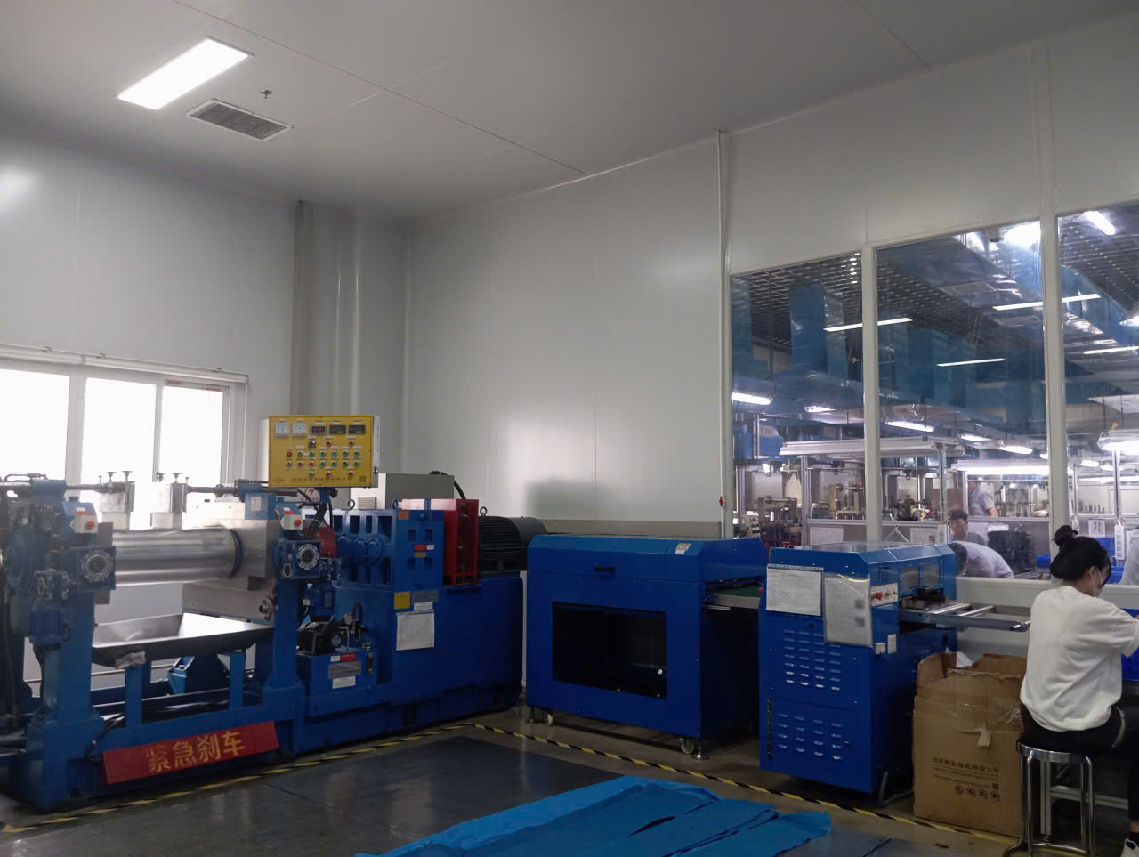 Precision Knife grinding machine.jpg